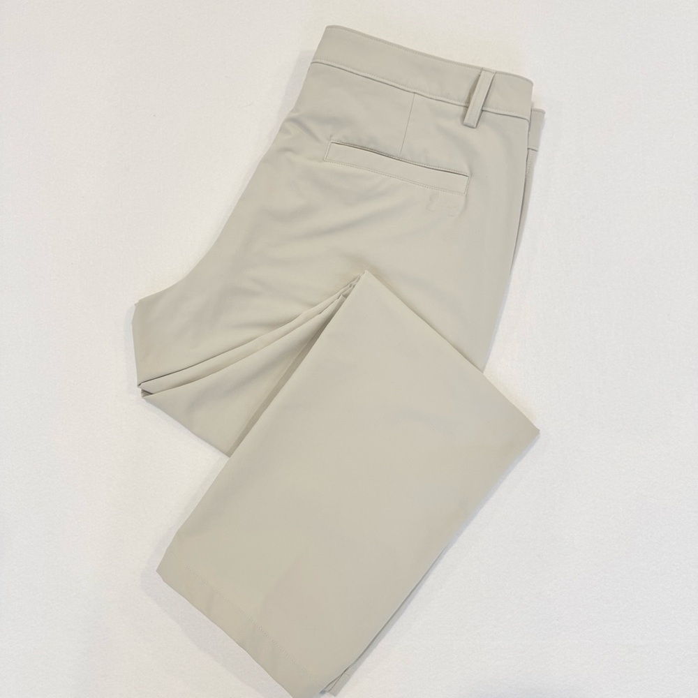 EUC Under Armour 38Wx30L Men’s Sand / Tan  
Performance Pants